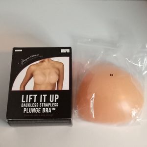 Adhesive bra nude D size.  #709
